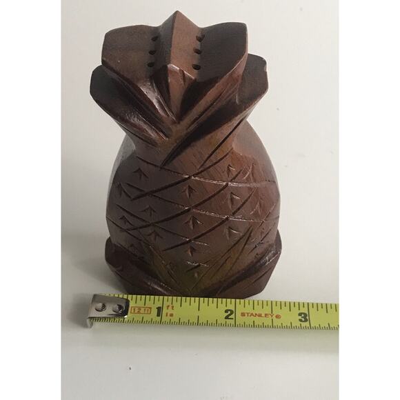 Vintage Hawaiian Monkey Pod Wood Pineapple Salt and Pepper Shakers Tiki Maui 4" - Picture 8 of 12